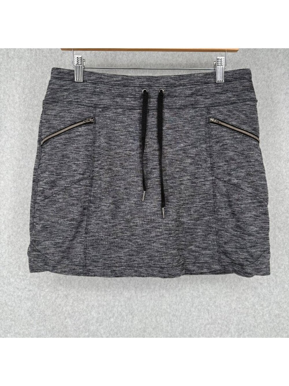 Athleta Metro Downtown Skort Size M Heathered Gray Pockets Tennis Prep Golf